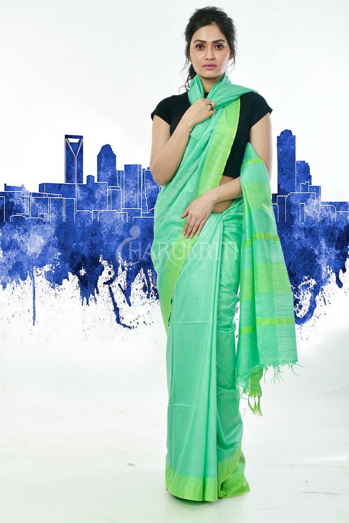 MINT BLENDED SILK WITH GREEN TEMPLE BORDER freeshipping - Charukriti