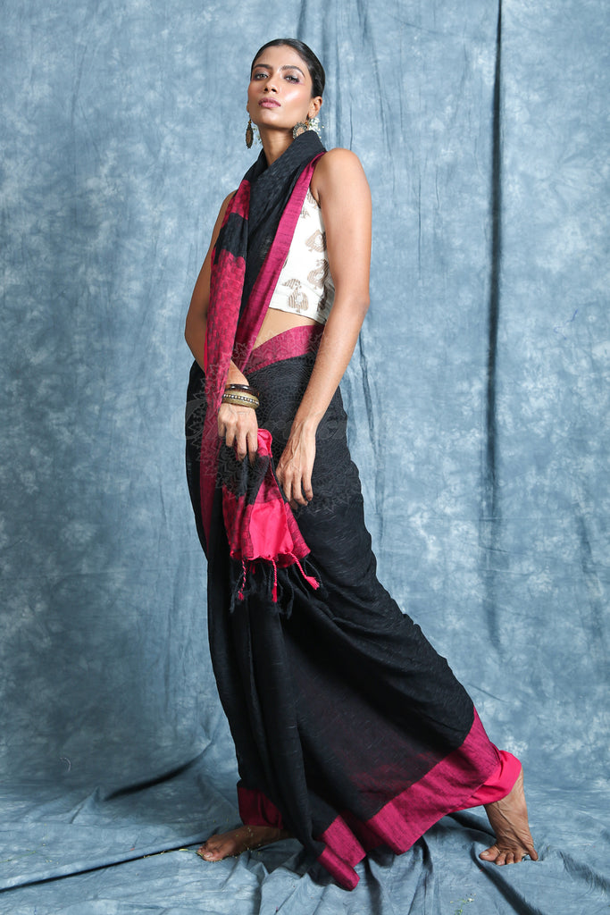 Black Handloom Saree with Allover Texture Weaving freeshipping - Charukriti