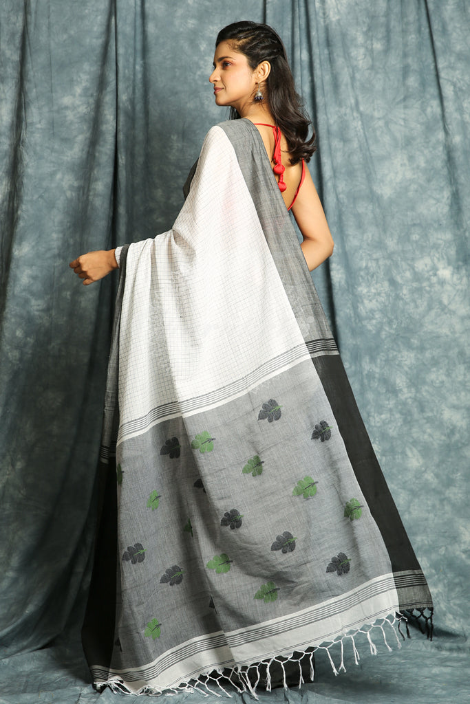 White Check Style Handloom Saree With Leaf Motif Weaving Pallu freeshipping - Charukriti
