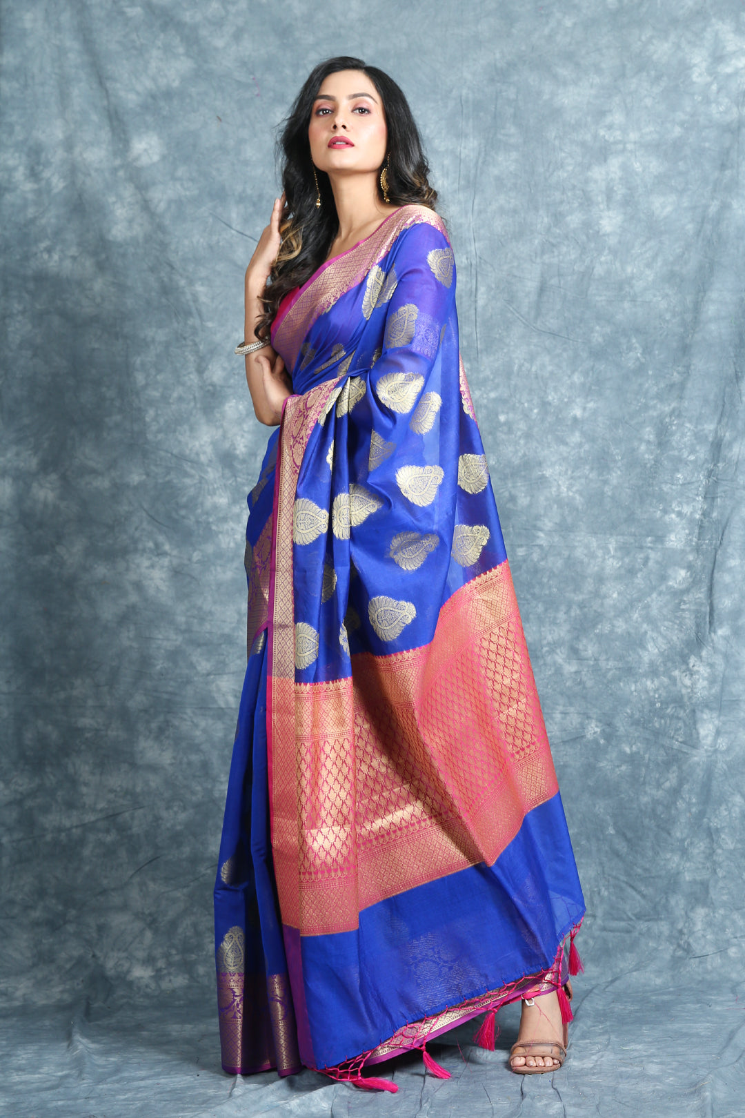 Buy Blue Sarees for Women by Sajasajo Online | Ajio.com