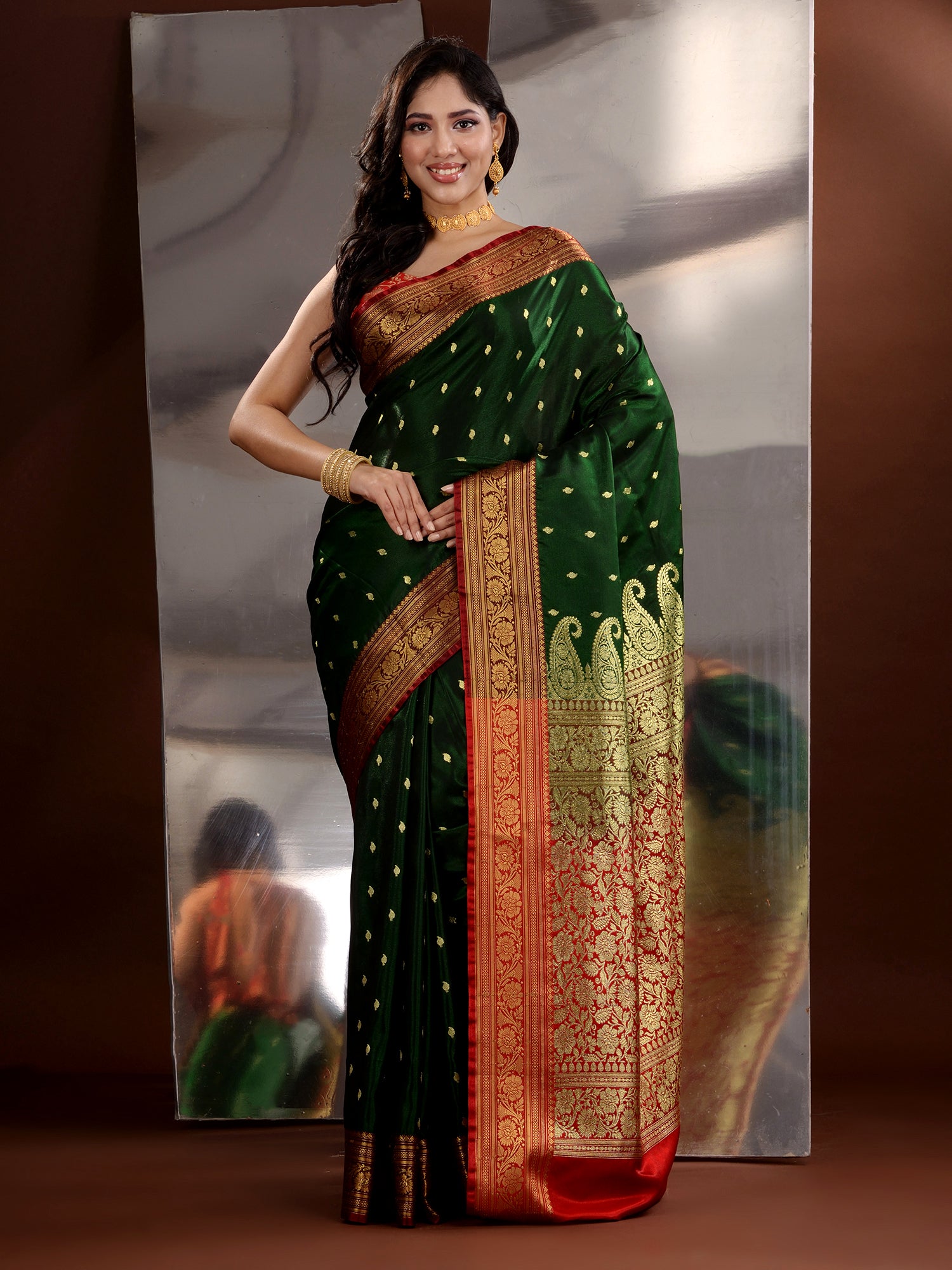 Buy BEKSHA Women Green Solid, Plain Silk Blend Kanjivaram Saree Online at  Best Prices in India - JioMart.