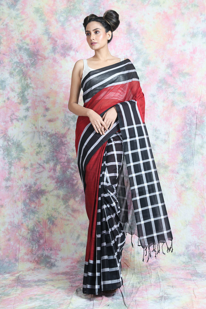Red & Black Checks Design Patli Pallu Handloom Saree freeshipping - Charukriti