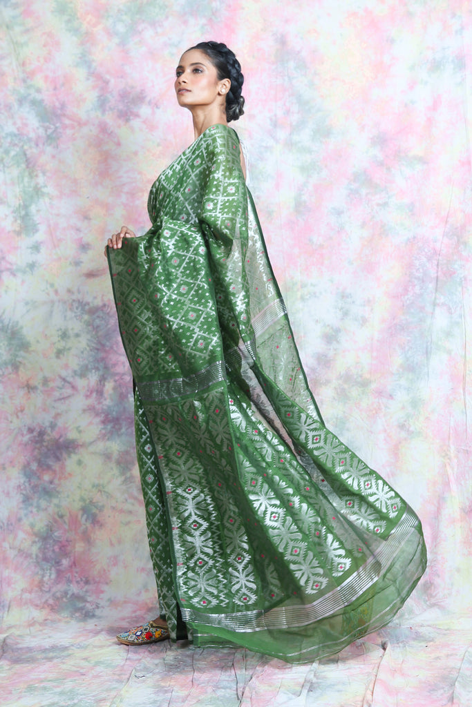 Green Silver zari Weaving Jamdani Saree freeshipping - Charukriti