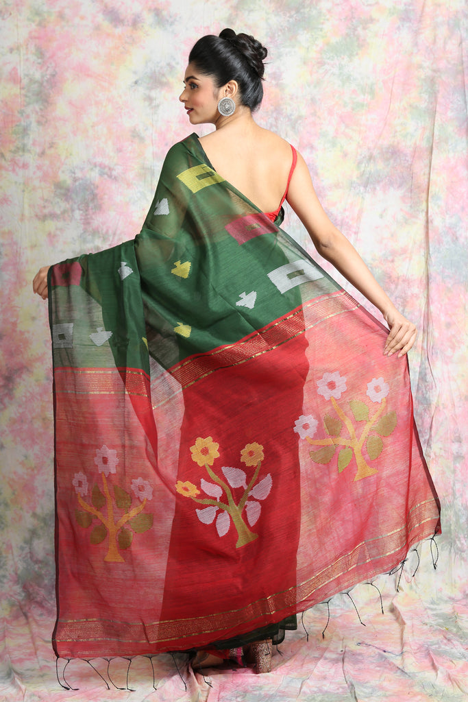 Pine Green Handloom Saree With Floral Weaving Pallu freeshipping - Charukriti